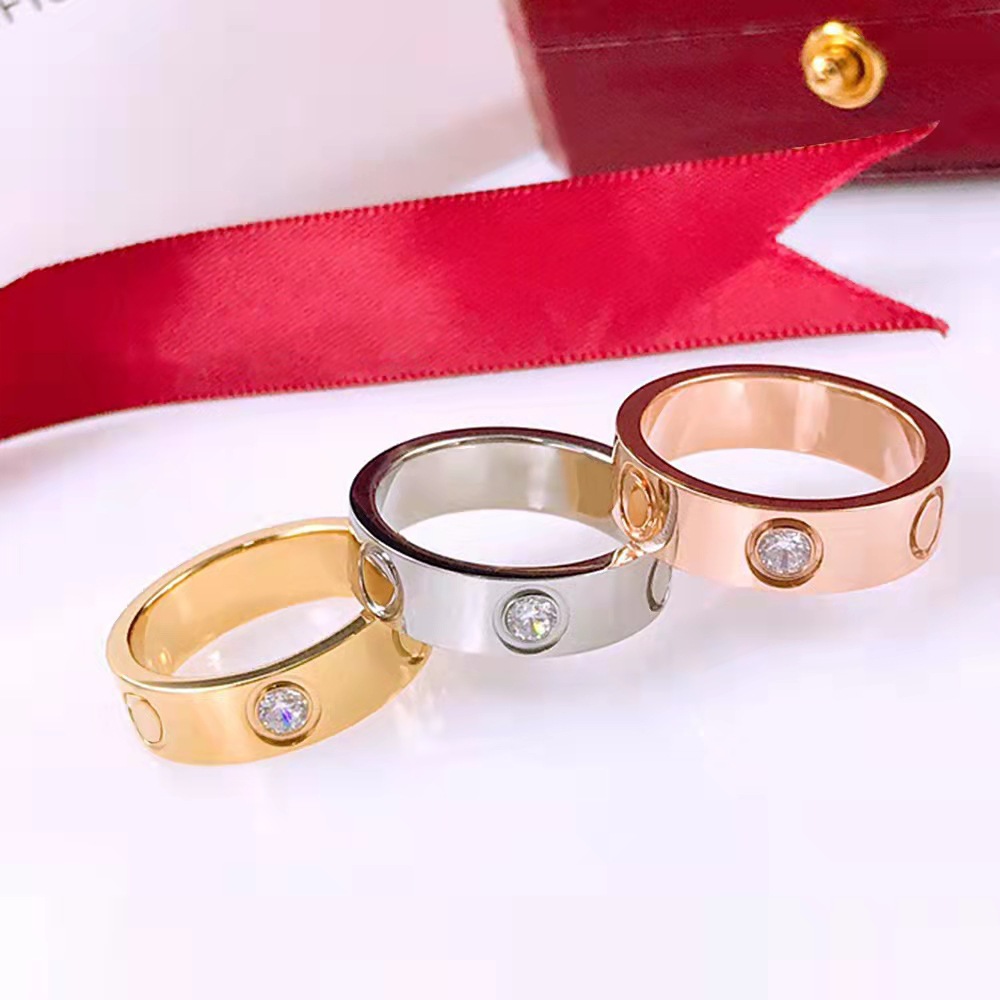 love戒指 时尚 气质钛钢电镀18k金情侣对戒 卡加三钻戒指永恒之环