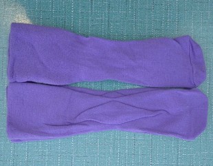 超低价处理男女5－7岁23－26码 紫色棉质可反口中筒袜子