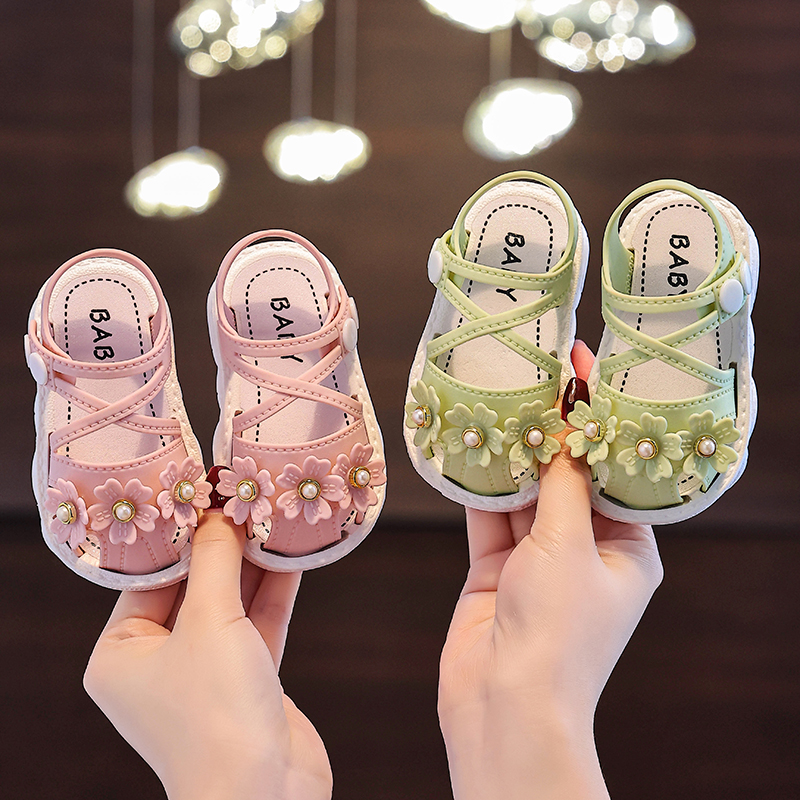 防滑软底小童婴幼儿搭扣学步鞋 2024夏0 女童凉鞋 3岁宝宝包头凉鞋