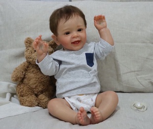 真人比例 6个月 童装 60厘米仿真婴儿洋娃娃男宝宝Yannik 模特3