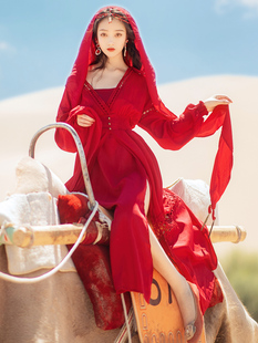 红色民族风连衣裙女沙漠长裙云南西藏旅游度假超仙裙子旅拍草原裙