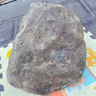Q7500缅甸天然翡翠原石老坑莫西沙场口铁锈皮手镯料 重量75公斤