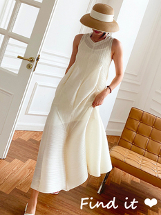 新款 立体肌理感褶皱连衣裙 2022夏季 气质设计感无袖 雪纺长裙 法式