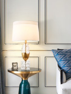 高端轻奢水晶台灯现代简约高级感大气客厅沙发茶几温馨卧室床头灯