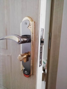 .通用型家用小50门锁卧室执手实木门把手钢木门锁室内房门锁具锁