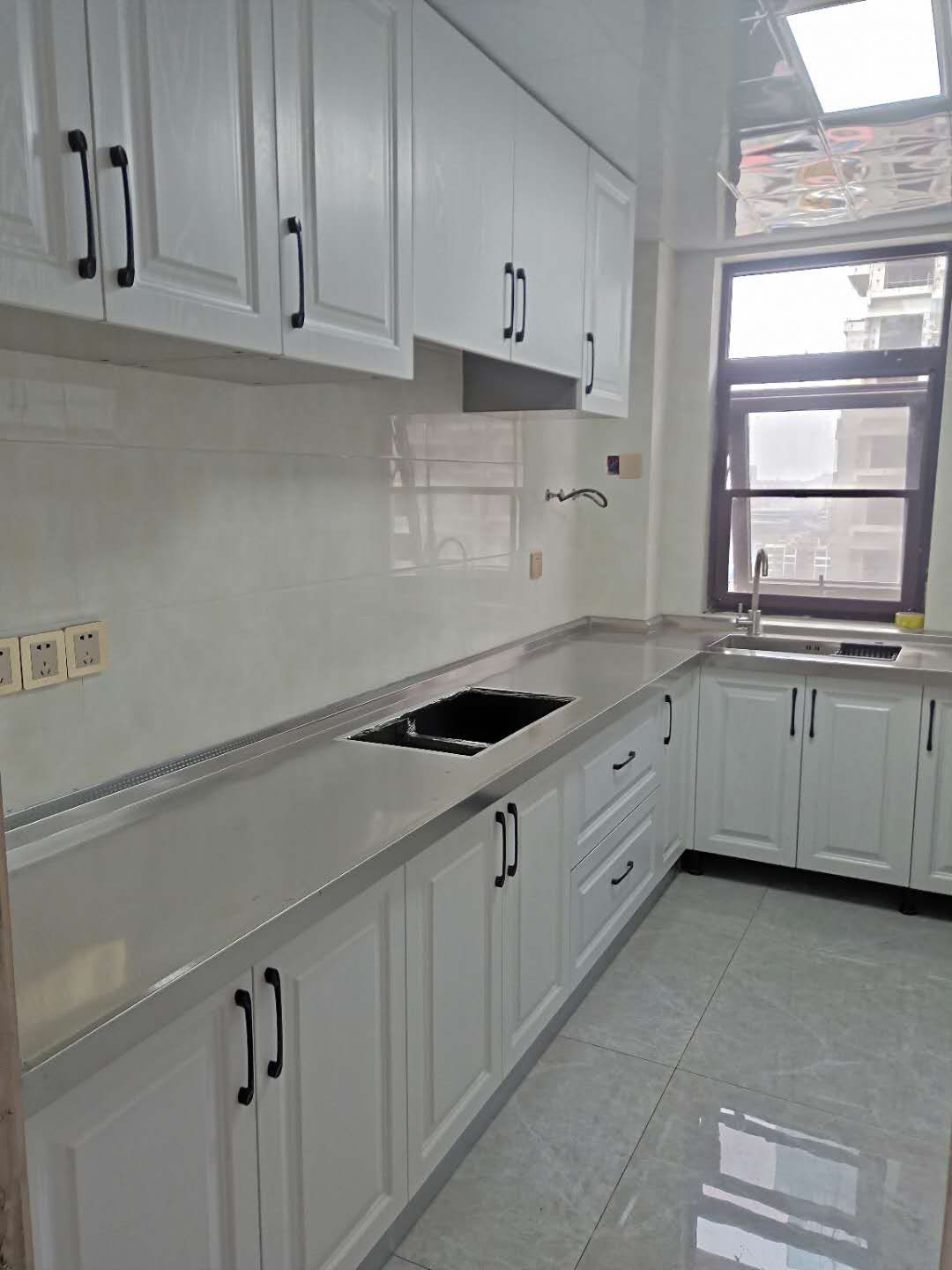 郑州定做定制不锈钢整体橱柜上门安装 整体不锈钢厨柜减少甲醛污染