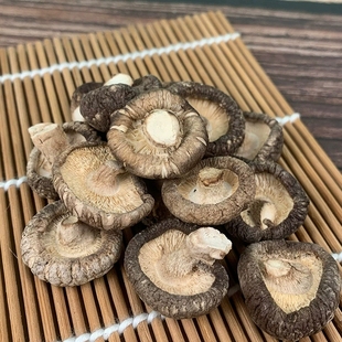 新货特级干香菇丁东北大香菇干货家用蘑菇无根食用菌特产250