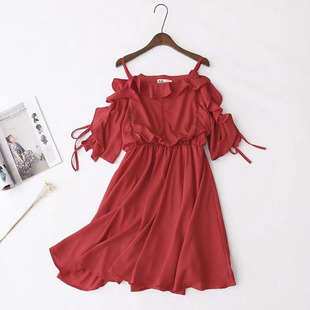 红色连衣裙胖mm仙气吊带裙时髦荷叶边一字领收腰露肩短袖 裙子 大码