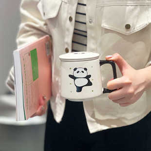 熊猫陶瓷马克杯带盖勺茶水杯家用咖啡杯可爱情侣带茶漏茶水分离