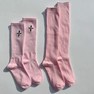 粉红纯色小腿潮牌网红男女袜子百搭学院风欧美街头运动滑板长棉袜