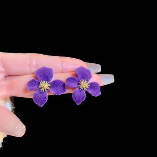 韩饰缘银针植绒紫色花瓣耳环小众设计轻奢小清新耳钉个性 气质耳饰