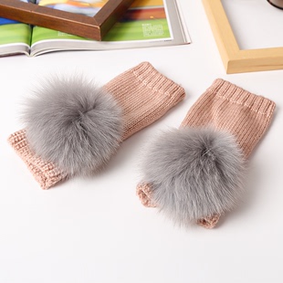秋冬季 针织毛线露指手套学生无指半截学生可爱兔毛球漏指手袜 韩版