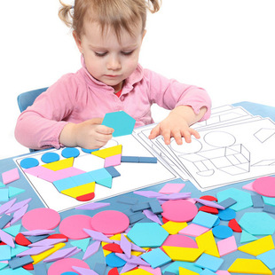 玩具百变木质七巧板厂价片直供形状益智0.55180拼图创意儿童