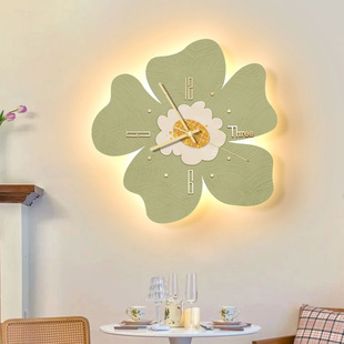 奶油风客厅装 饰画钟表发光氛围灯画花卉餐厅挂钟家用简约挂墙时钟