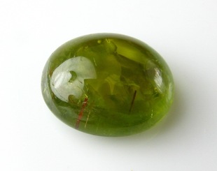 天然5.73克拉绿色榍石裸石 彩色宝石 戒指面 蛋面
