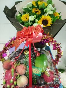 水果篮 鲜花一起配送探望看望客户本人送礼水果篮鲜花上海 实拍