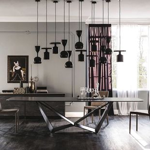 现代简约创意长方形饭桌餐桌椅组合 设计师会议桌 北欧大理石餐桌