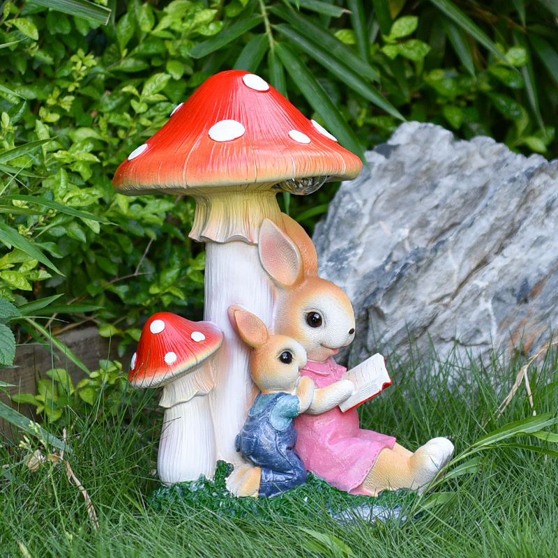 庭院草坪仿真蘑菇摆件户外园林花园别墅动物小兔子幼儿园装 饰造景