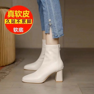 红青蜓特价 新款 白色短靴女软皮瘦瘦靴方头粗跟显瘦法式 高跟女靴子