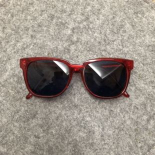Super future红色透明框复古中性太阳眼镜墨镜 美国Retro
