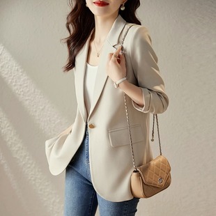 小西装 外套女新款 韩版 2023年设计感小众杏色上衣高端修身 西服 秋季