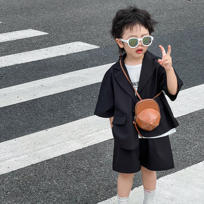 宝宝小包包日韩男童潮酷凹造型帽子包儿童斜挎包女孩外出单肩包潮