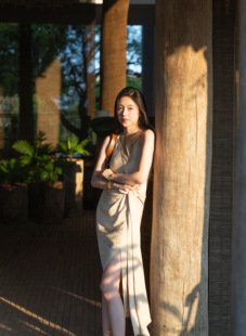 Floating醋酸亚麻 鎏金质朴设计感飘带无袖 连衣裙女夏季 气质长裙
