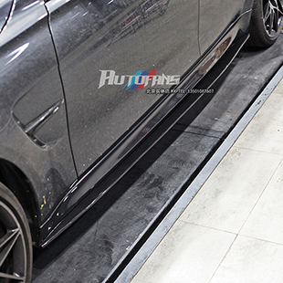 BMW宝马F80 M3四门版 专用改装 高品质碳纤维侧裙