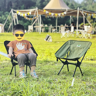 户外露营儿童月亮椅折叠便携公园野营小椅子野餐铝合金军绿色