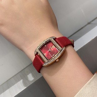新款 士气质女学生韩版 简约手表时尚 小表盘方形石英真皮国产腕表