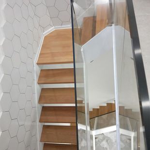别墅阁楼双钢梁楼梯可安装 厂家定制不锈钢钢木楼梯复式