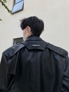高级感短款 机车皮衣男女小众金属设计感黑色休闲翻领垫肩夹克外套
