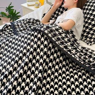 小空调午睡2023毯小风新款 毛毯年 沙发可毯子办公室被子收纳盖毯