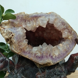 天然紫水晶钱袋子摆件黄玛瑙皮紫晶洞配树根底座矿物原石8.7公斤