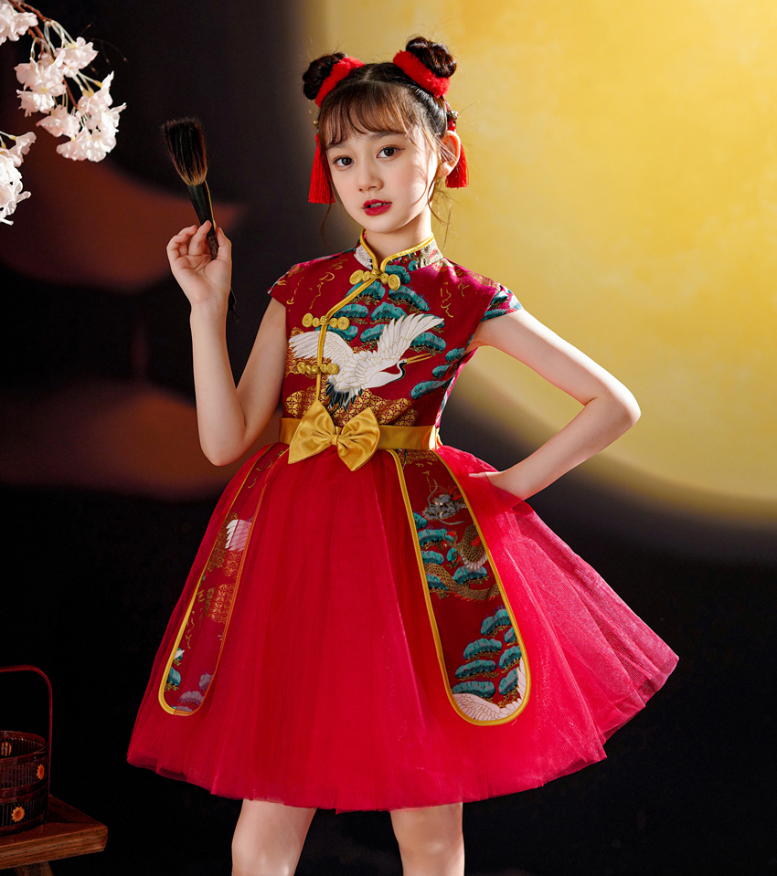中国风红色洋气儿童礼服高端古风唐装 走秀小女孩 国潮女童旗袍夏季
