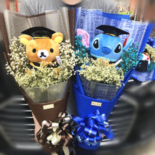 毕业公仔花束礼盒拍照送同学卡通叮当猫小熊皮卡丘博士熊送同学花