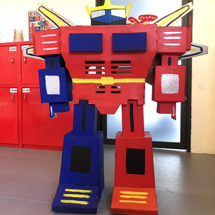 幼儿园机器人手工制作材料纸箱板儿童可穿戴机甲区角diy益智玩具