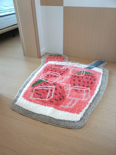 多巴胺草莓床边毯滑轮椅脚垫地垫地毯美丽草莓饮料杯造型加厚柔软