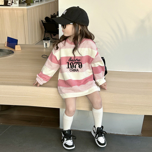 韩版 中小童刺绣字母中长款 女童T恤衫 2023春新款 宽条纹上衣 打底衫