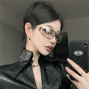 高级质感Y2K太阳眼镜金属镂空水银色2024女欧美个性 辣妹拍照墨镜