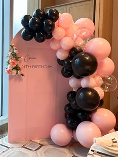 成人生日装 饰场景布置甜酷风粉黑女孩18岁网红气球派对KT板背景墙