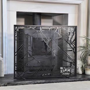 落地铁艺黑色镂空雕花壁炉隔断座屏客厅壁炉前装 饰艺术围栏 欧式