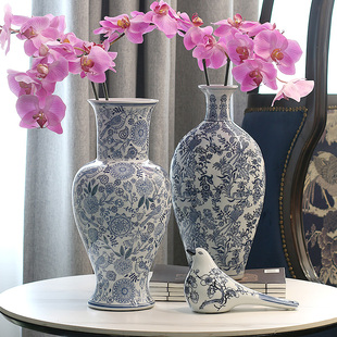 青花瓷陶瓷花瓶百灵团花纹新中式 摆件客厅插花花器复古蓝色凤尾瓶