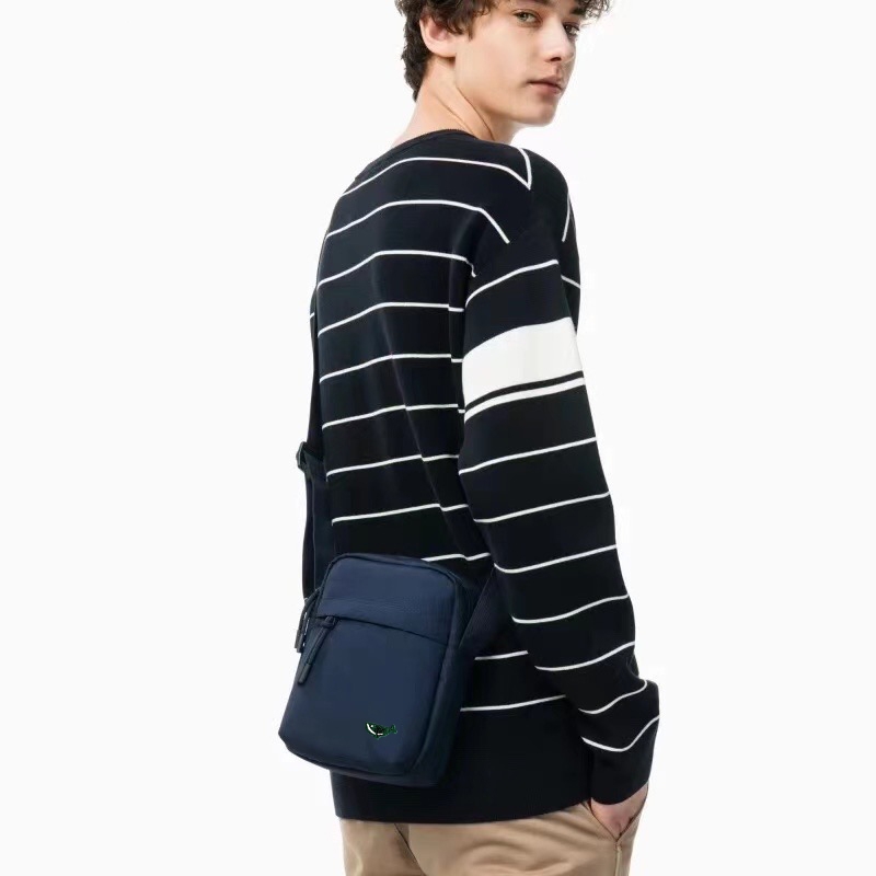 法国时尚 帆布小方包单肩斜跨手机包随身包牛津布包运动包 中性款