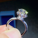 纯银镀铂金PT950花瓣婚戒时尚 钻石戒指女定莫桑 小众花朵仿真钻戒